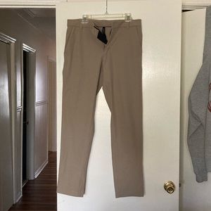 Lululemon Commission Slim Fit